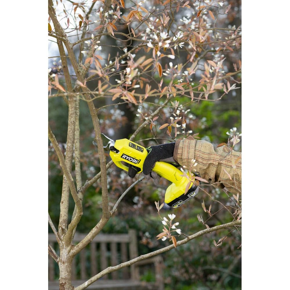 Аккумуляторный секатор Ryobi ONE+ RY18SCA-0 5133005024 — фото 17