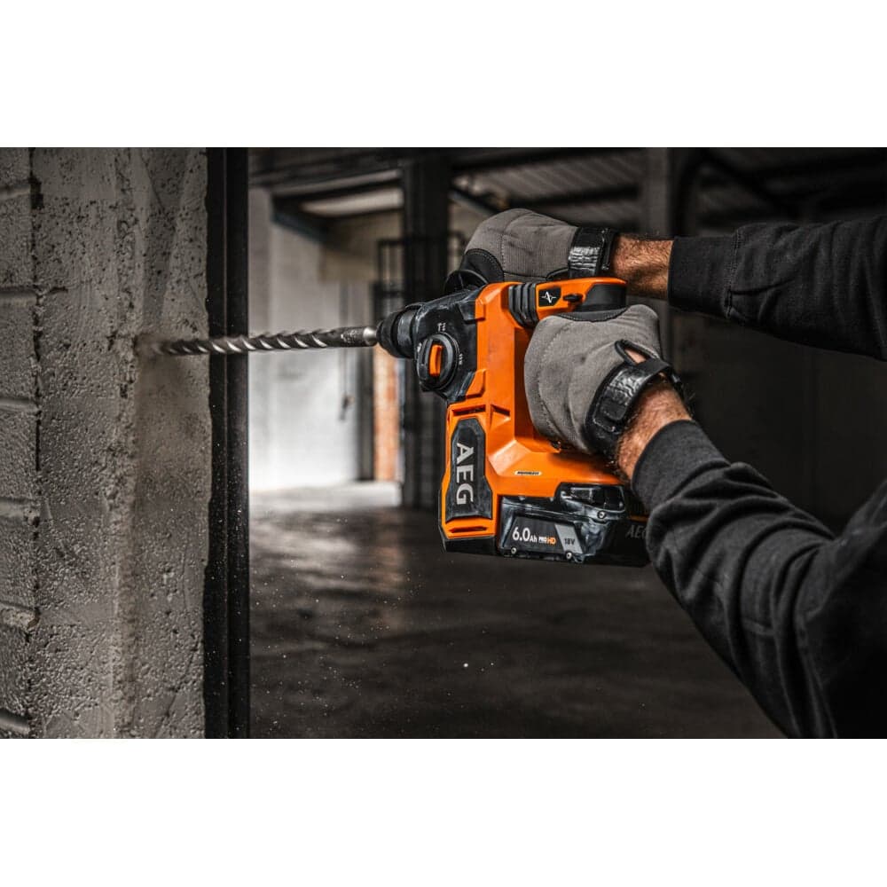 Бесщеточный перфоратор AEG BBH18BL2-502C SDS+, 18В 4935492343 — фото 3
