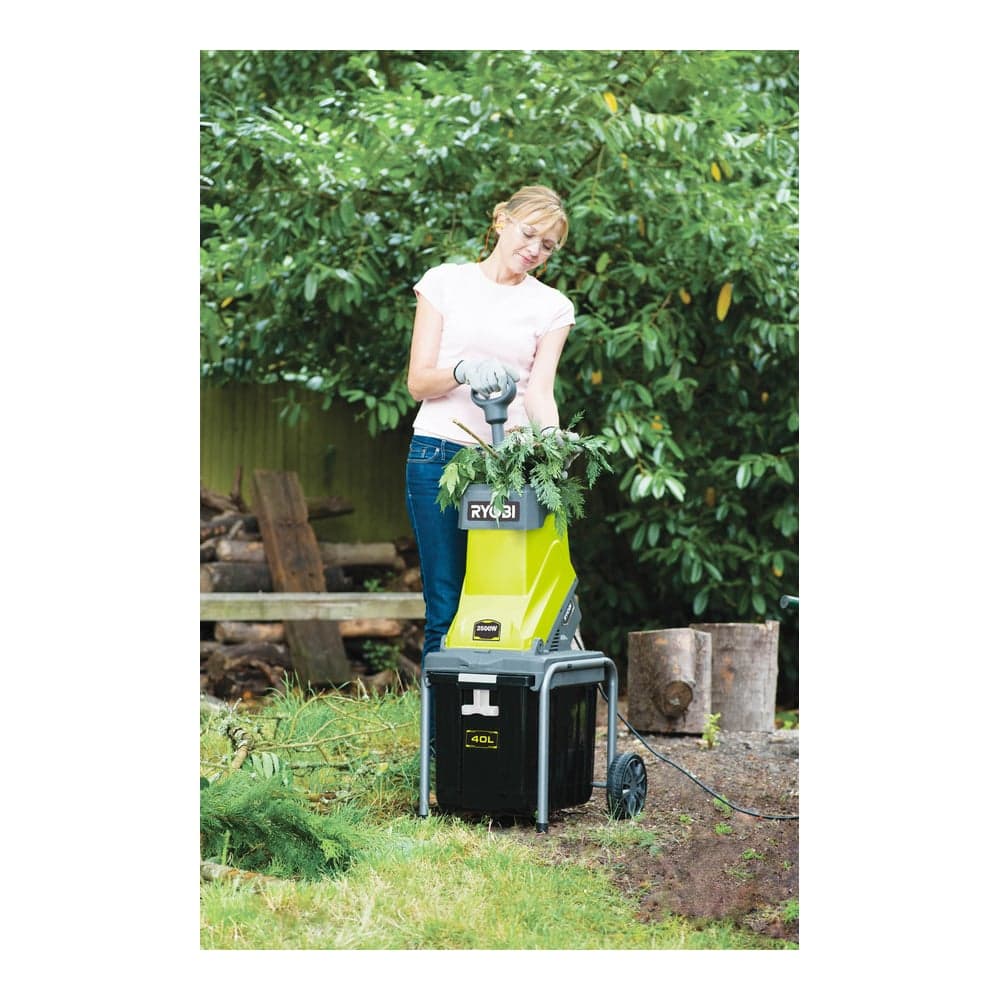 Электрический садовый измельчитель Ryobi RSH2545B 5133002512 — фото 7