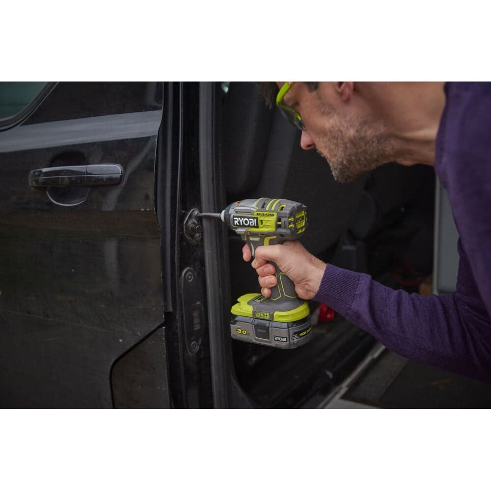 Импульсный бесщеточный винтоверт Ryobi ONE+ R18IDBL-0  без аккумулятора в комплекте 5133002662 — фото 10