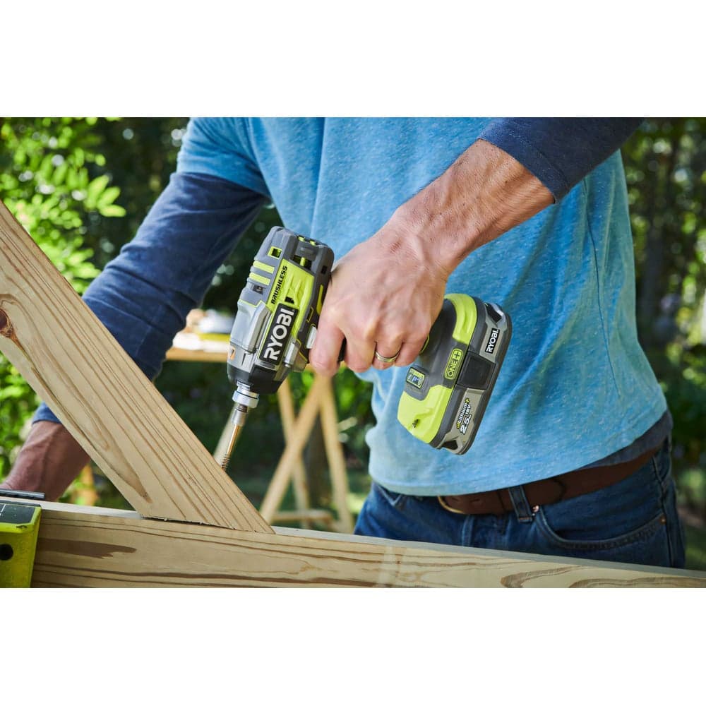 Импульсный бесщеточный винтоверт Ryobi ONE+ R18IDBL-0  без аккумулятора в комплекте 5133002662 — фото 15