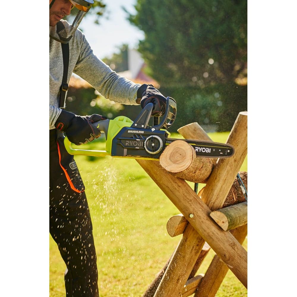 Бесщеточная аккумуляторная цепная пила Ryobi ONE+ OCS1830  без аккумулятора в комплекте 5133002829 — фото 7