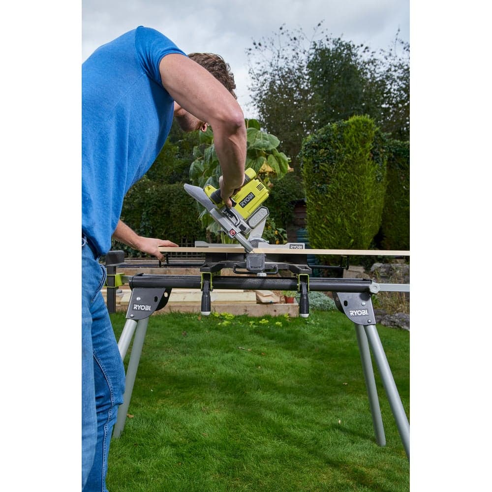 Аккумуляторная торцовочно-усовочная пила Ryobi ONE+ R18MS216-0 5133003597 — фото 2