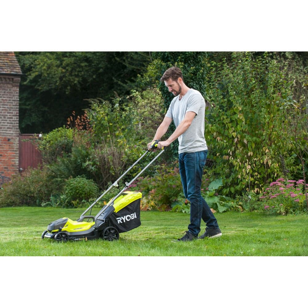 Газонокосилка Ryobi ONE+ 33cm; 1x аккумулятор 4.0Aч RLM18X33B40 5133004306 — фото 36